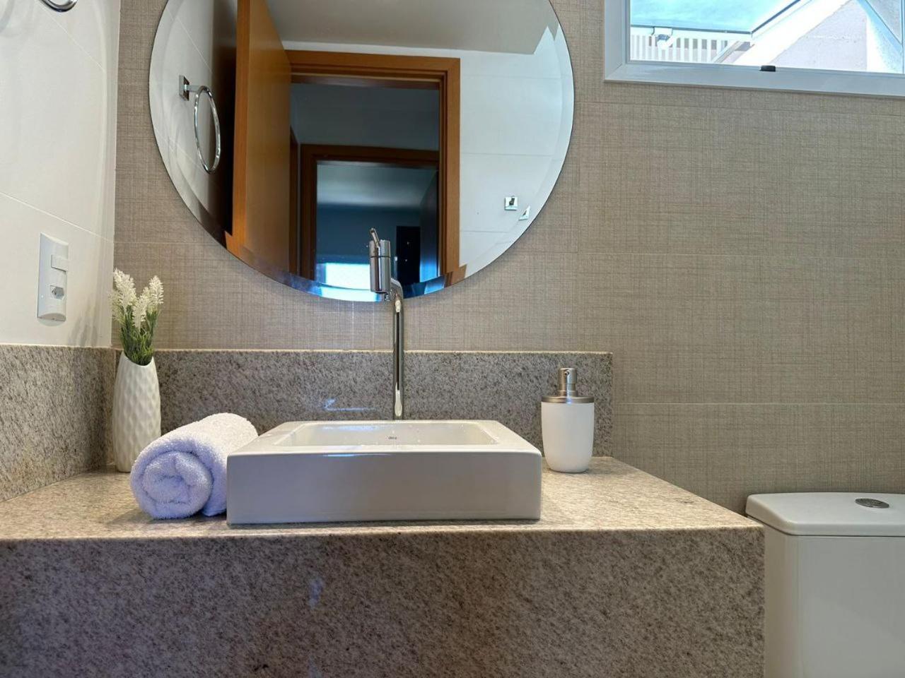 Apartamento Horizonte Azul, Vista Lago, Proximo Ao Shopping 팔마스 외부 사진